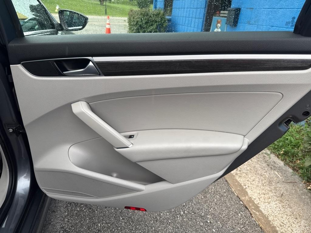 Volkswagen Passat SE 4D Sedan 2018