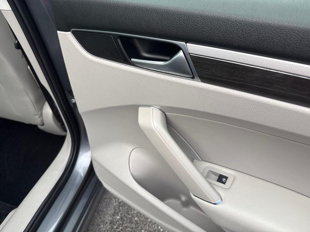 Volkswagen Passat SE 4D Sedan 2018