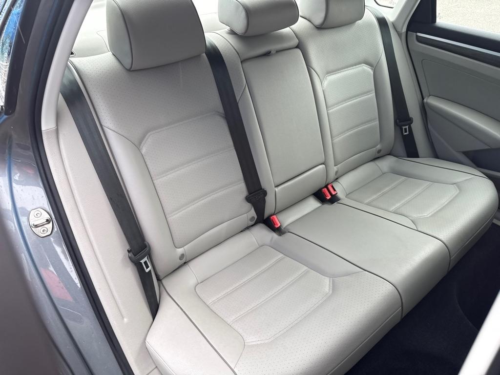 Volkswagen Passat SE 4D Sedan 2018