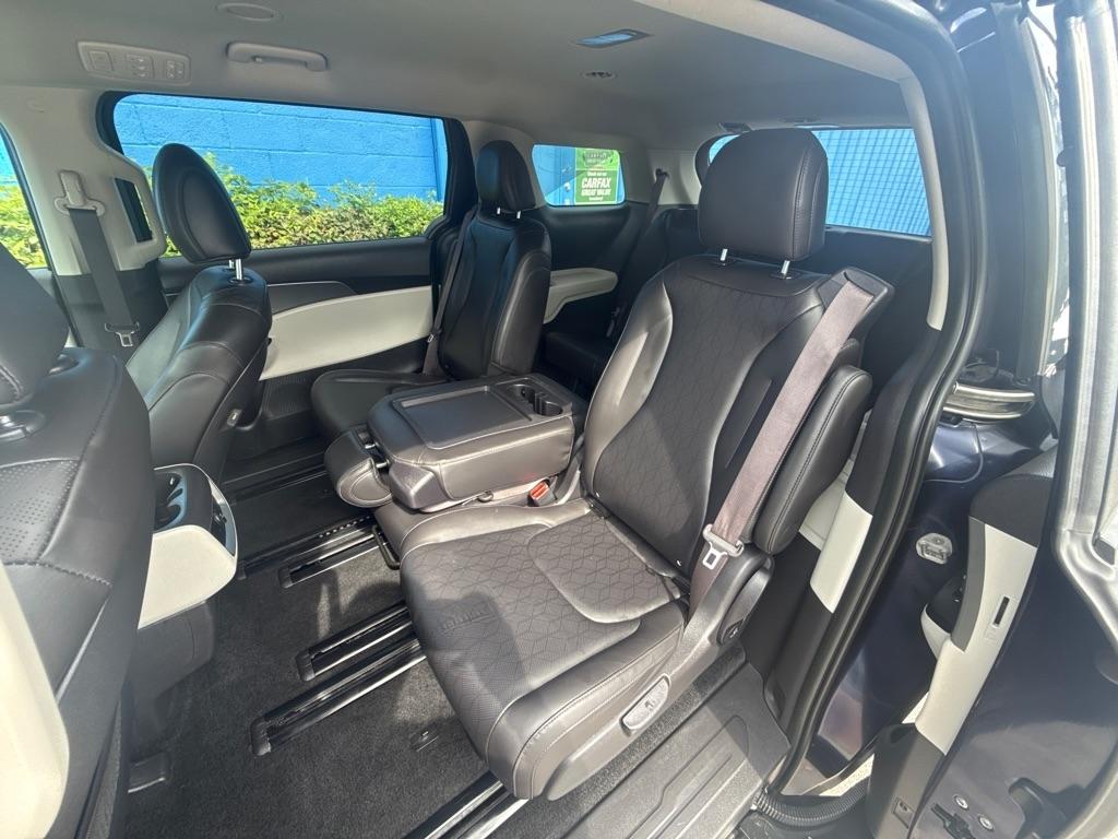 Kia Carnival  2024
