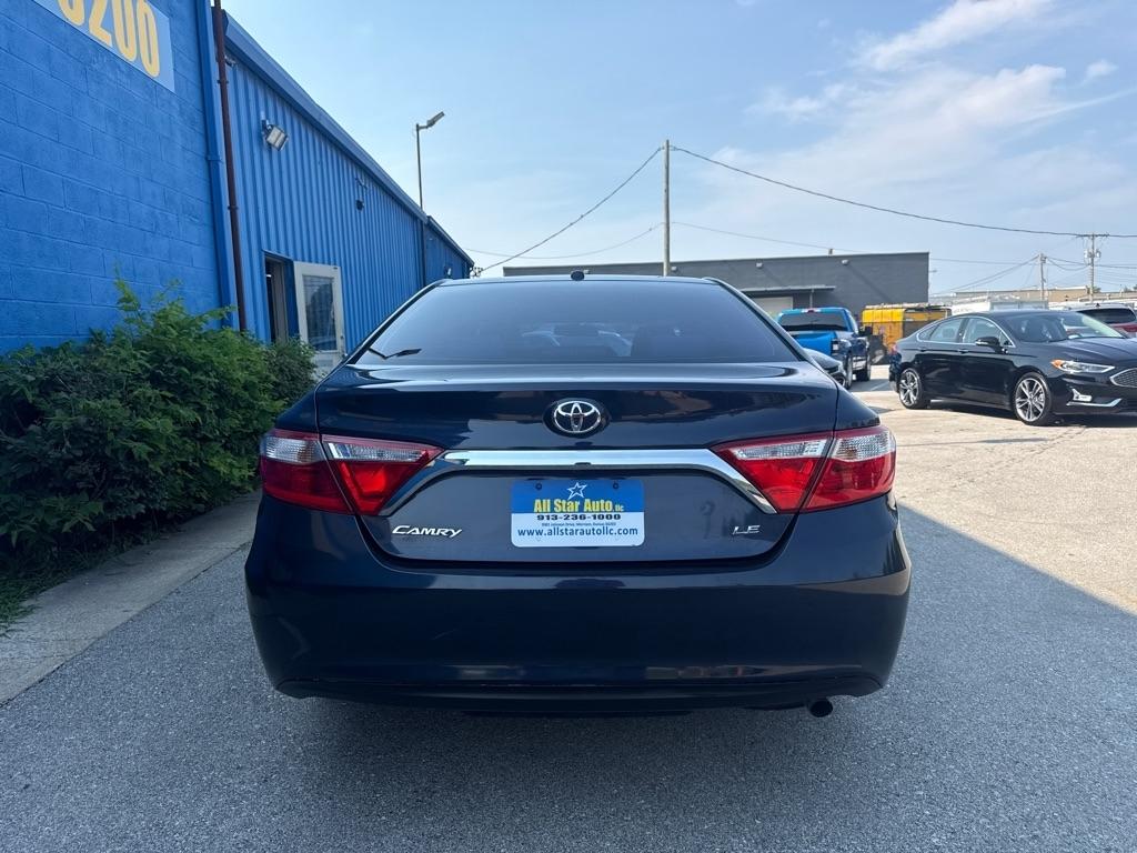 Toyota Camry  2016