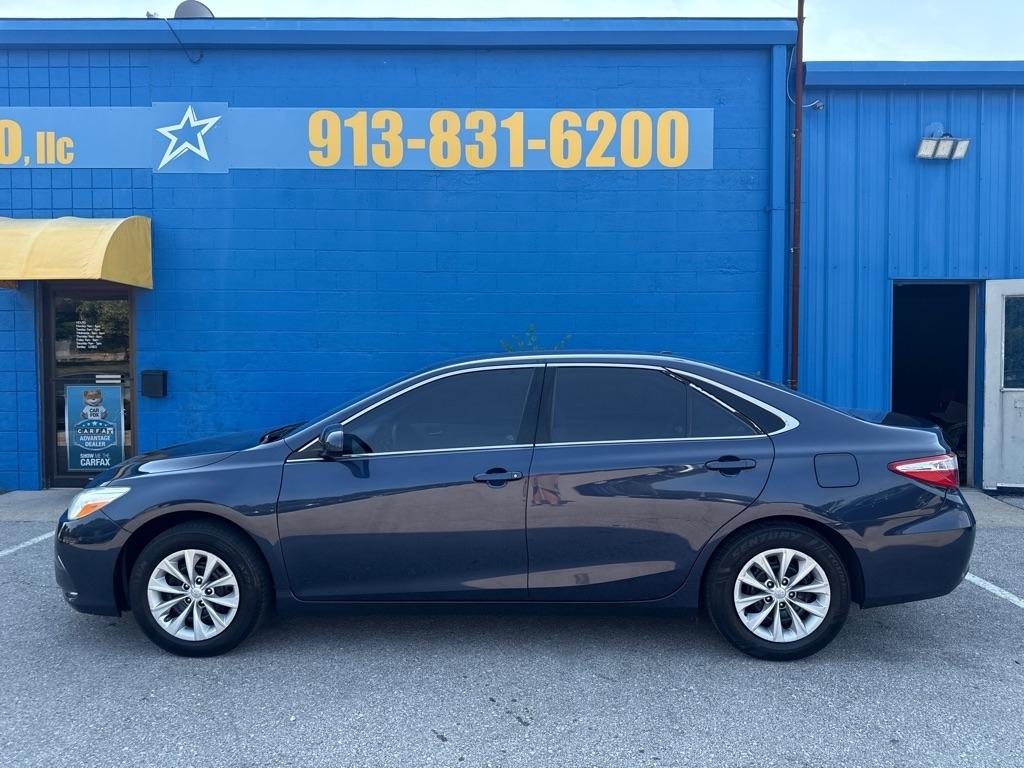 Toyota Camry  2016