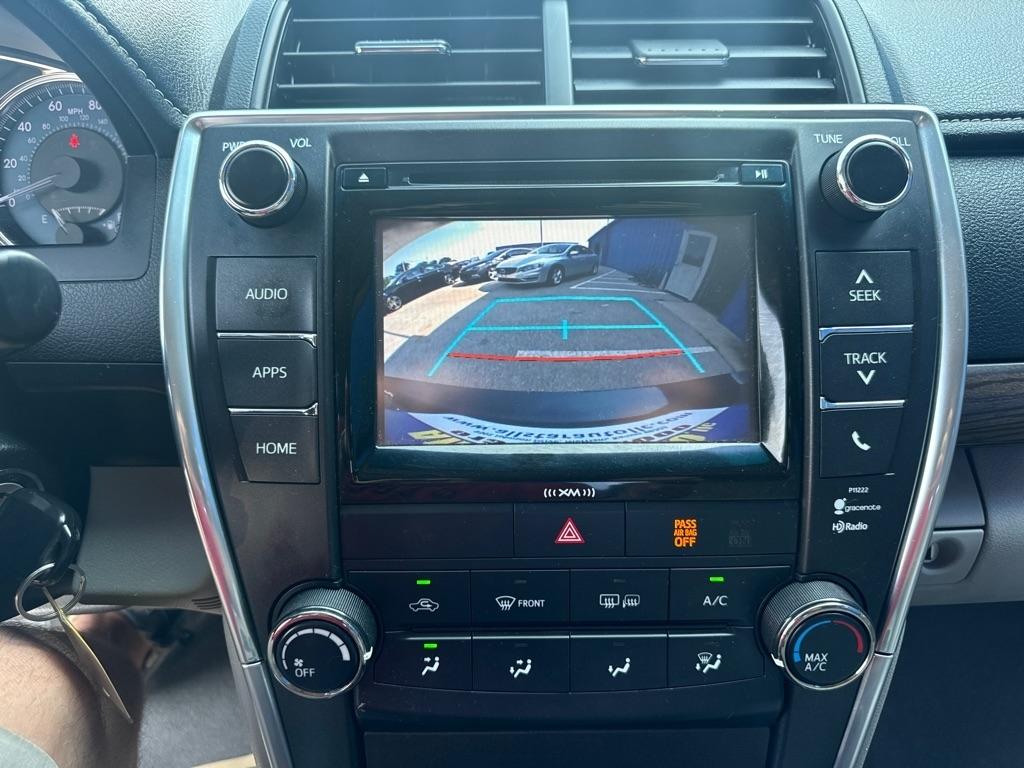 Toyota Camry  2016