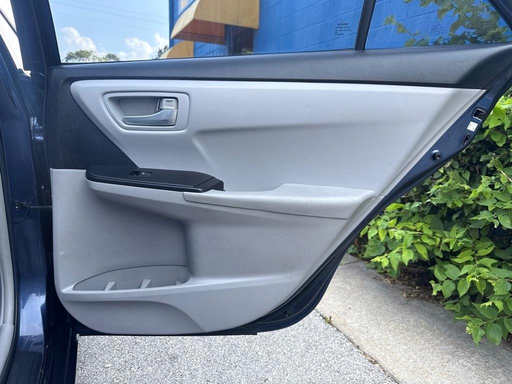 Toyota Camry  2016