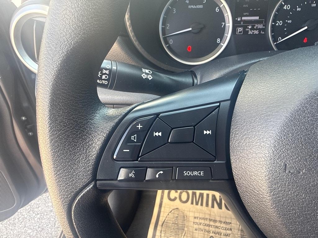 Nissan Versa  2024