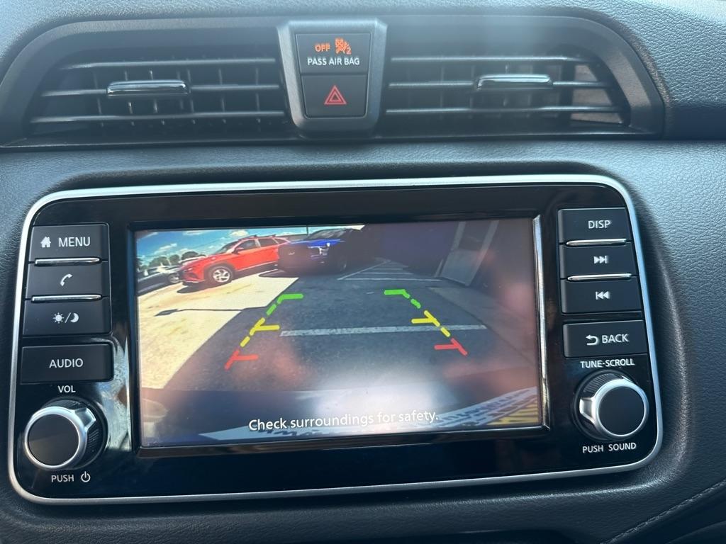 Nissan Versa  2024
