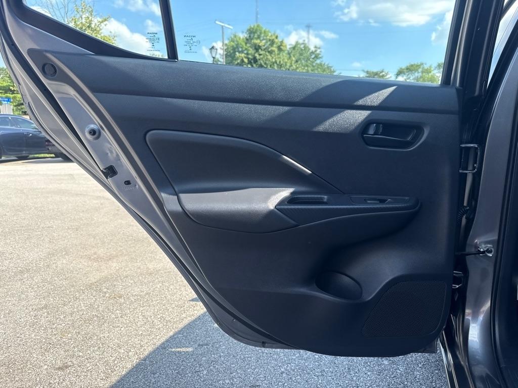 Nissan Versa  2024