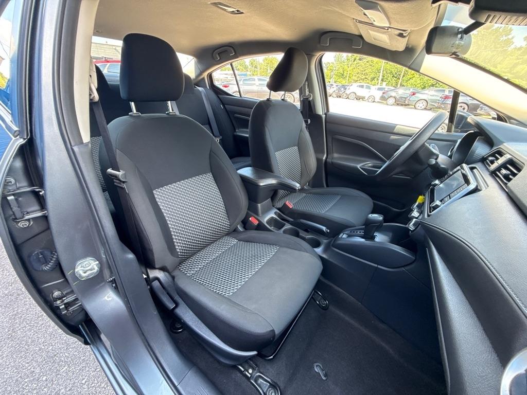 Nissan Versa  2024