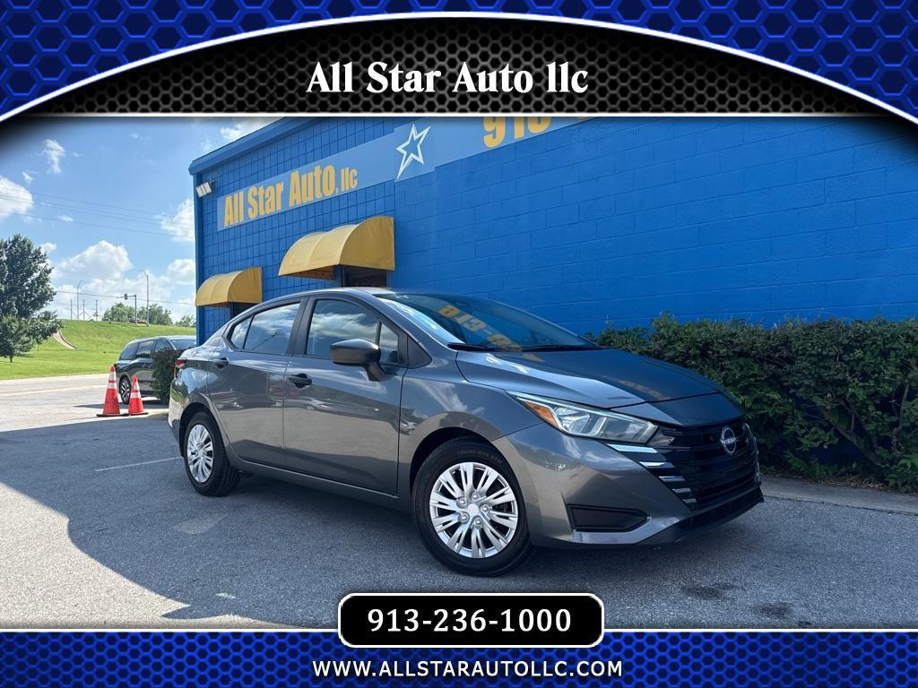 Nissan Versa  2024