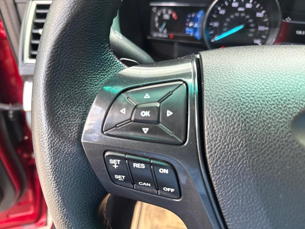 Ford Explorer XLT 4D SUV 4WD 2017