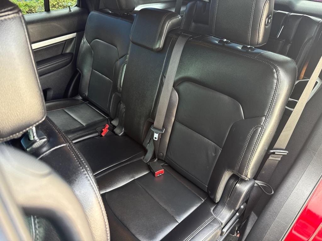 Ford Explorer XLT 4D SUV 4WD 2017