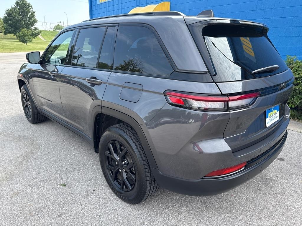 Jeep Grand Cherokee  2024