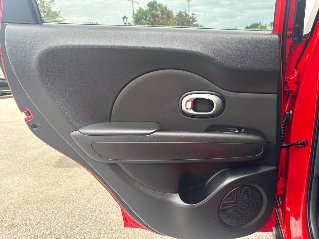 Kia Soul + 4D Wagon 2017