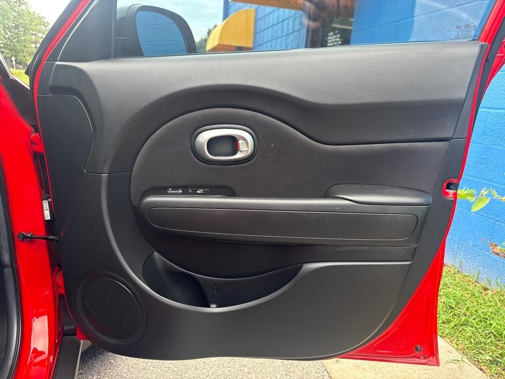 Kia Soul + 4D Wagon 2017