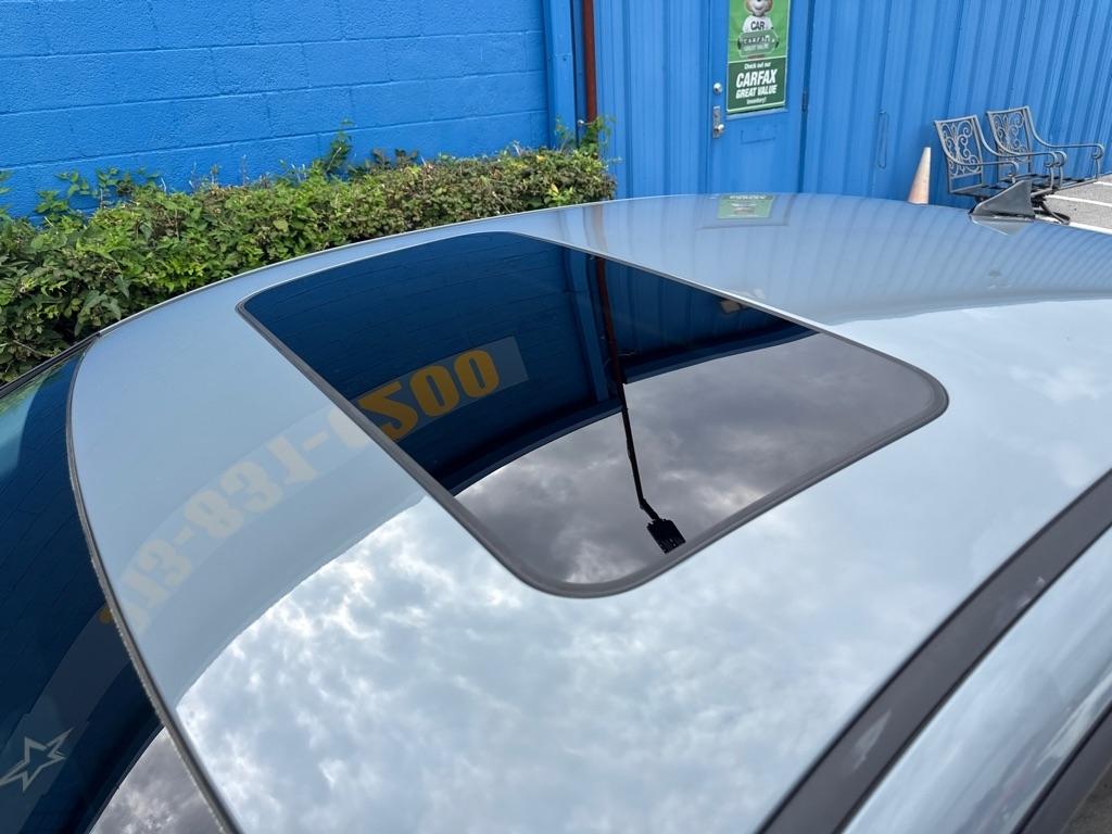 Hyundai Elantra  2022