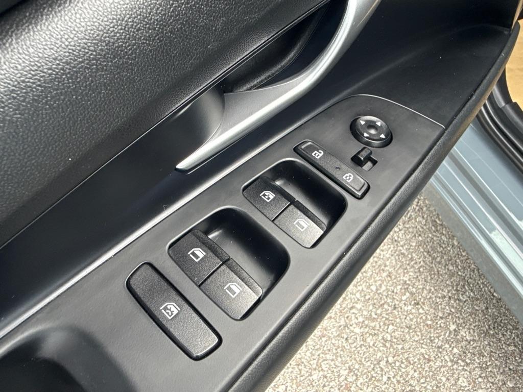 Hyundai Elantra  2022