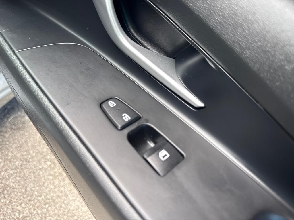 Hyundai Elantra  2022