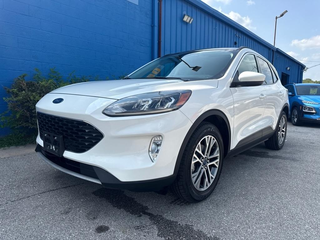 Ford Escape SEL 4D SUV AWD 2022