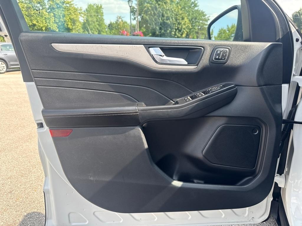 Ford Escape SEL 4D SUV AWD 2022