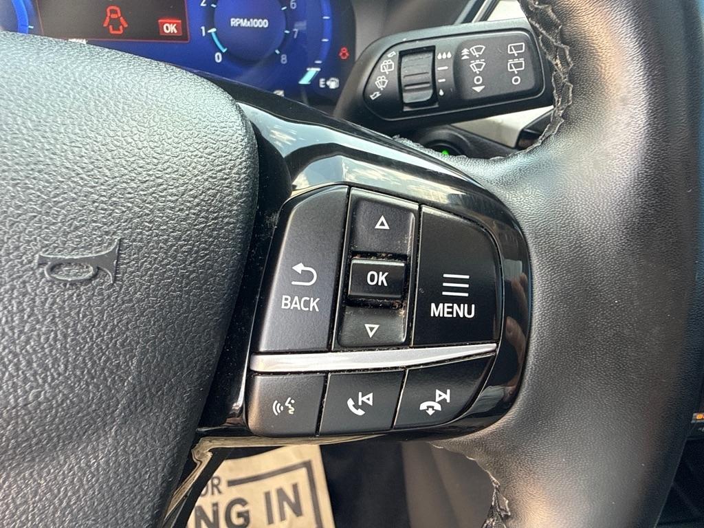 Ford Escape SEL 4D SUV AWD 2022