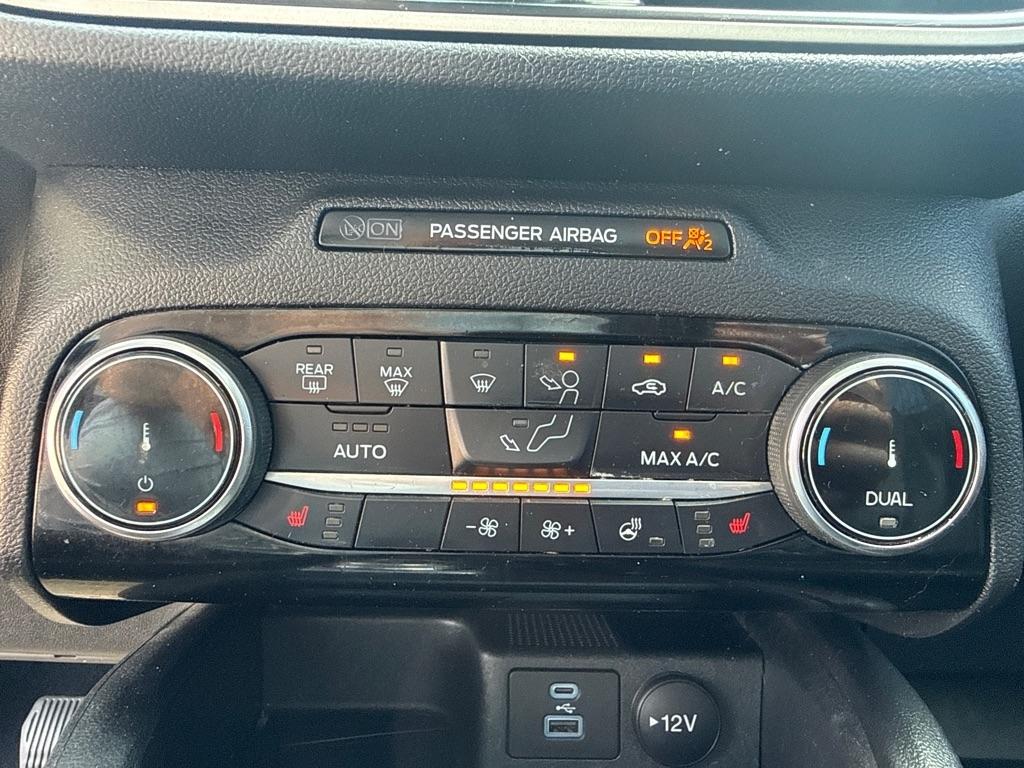 Ford Escape SEL 4D SUV AWD 2022