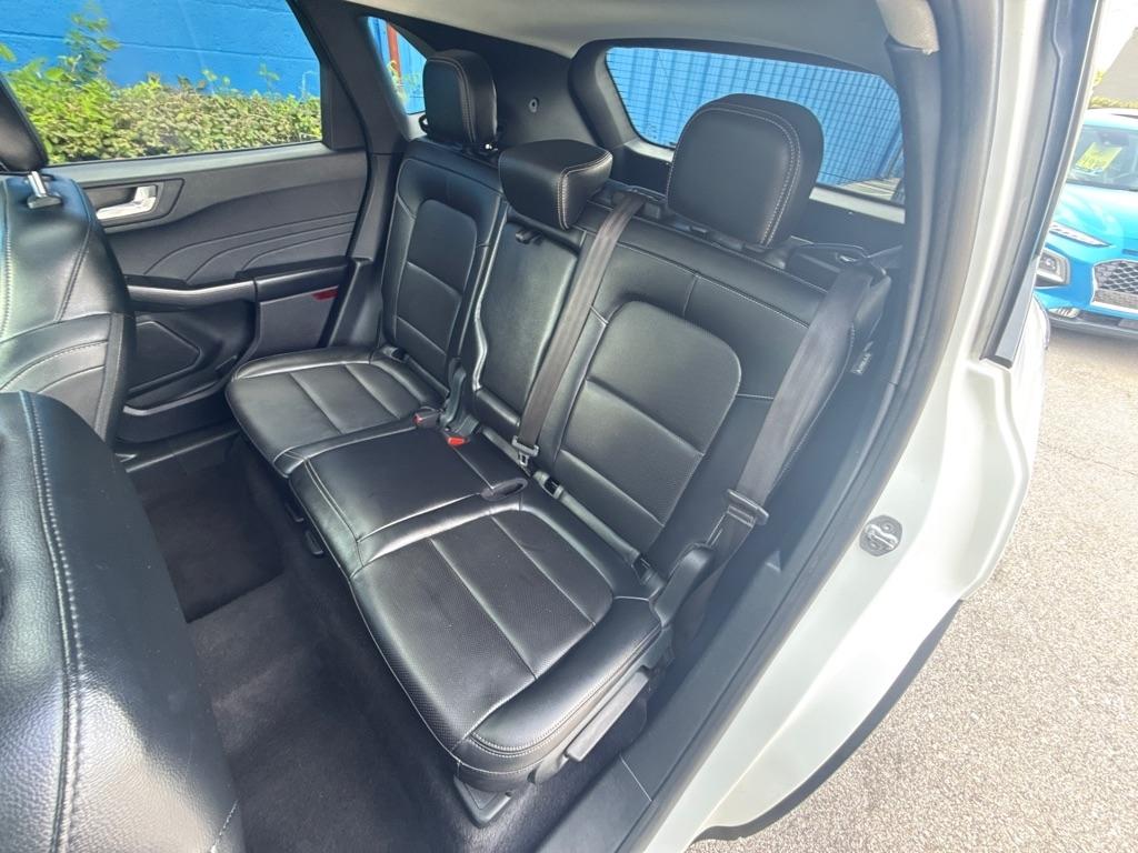 Ford Escape SEL 4D SUV AWD 2022