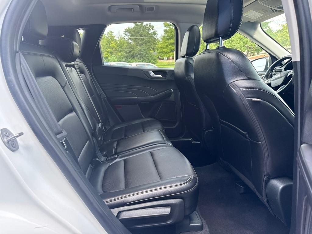 Ford Escape SEL 4D SUV AWD 2022