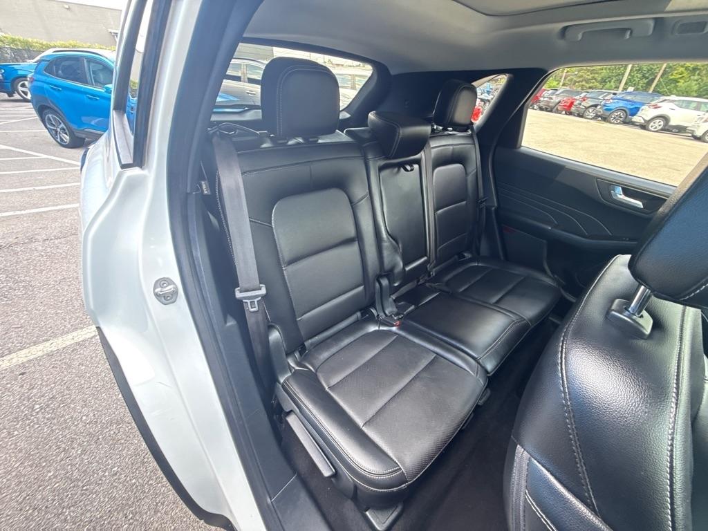 Ford Escape SEL 4D SUV AWD 2022