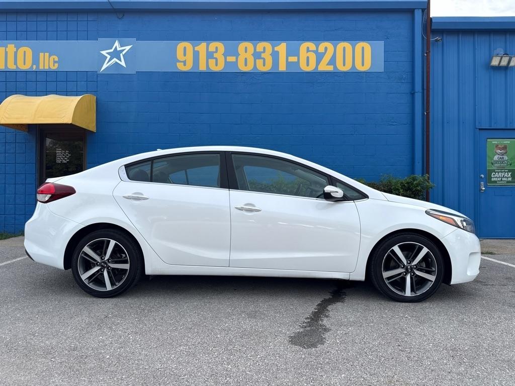 Kia Forte EX 4D Sedan 2017