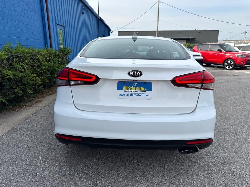 Kia Forte EX 4D Sedan 2017