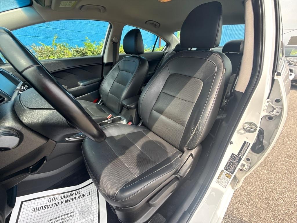 Kia Forte EX 4D Sedan 2017