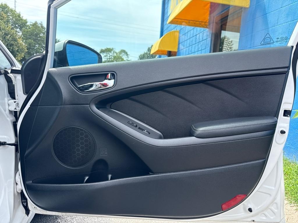 Kia Forte EX 4D Sedan 2017