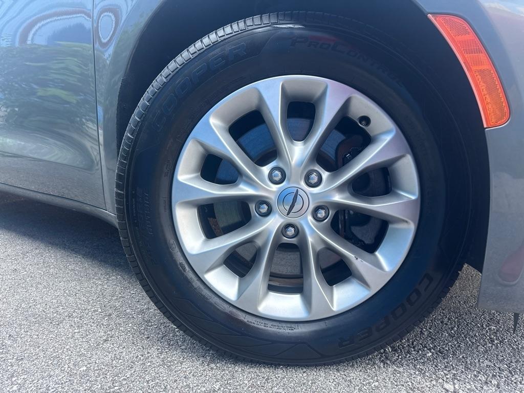 Chrysler Pacifica Select AWD 2025