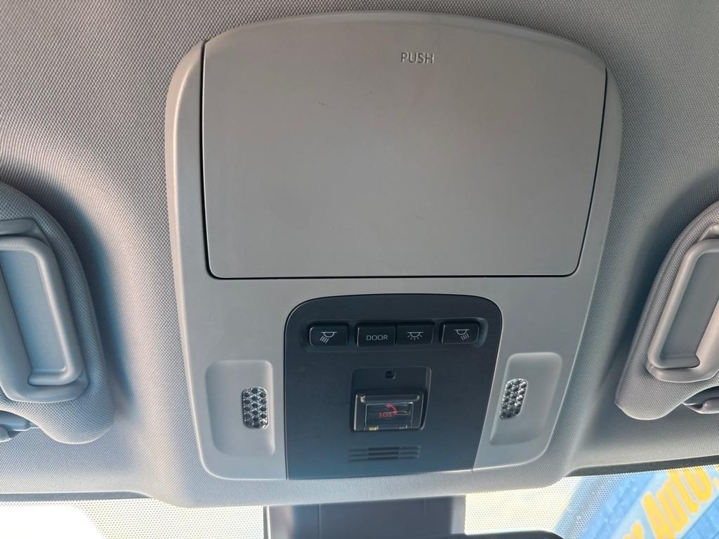 Toyota Camry  2024