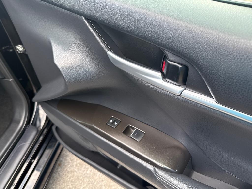 Toyota Camry  2024