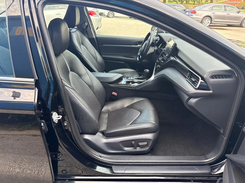 Toyota Camry  2024