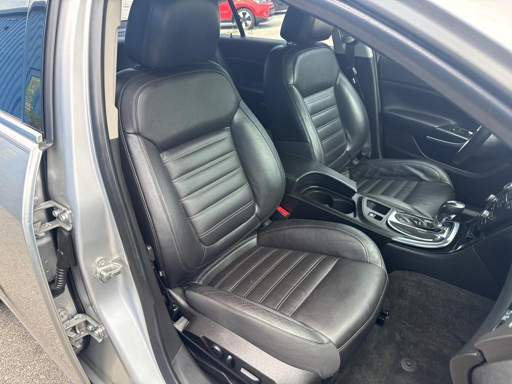 Buick Regal  2012