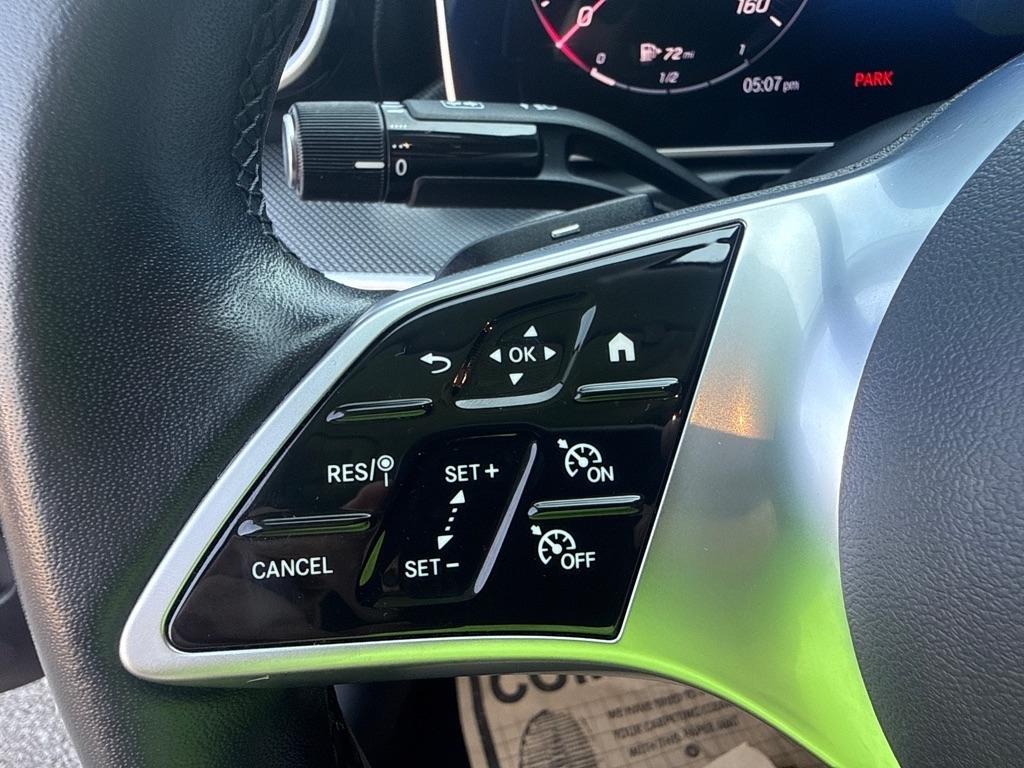Mercedes-Benz C-Class  2025