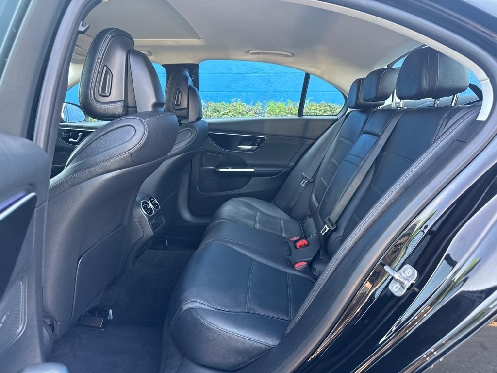 Mercedes-Benz C-Class  2025