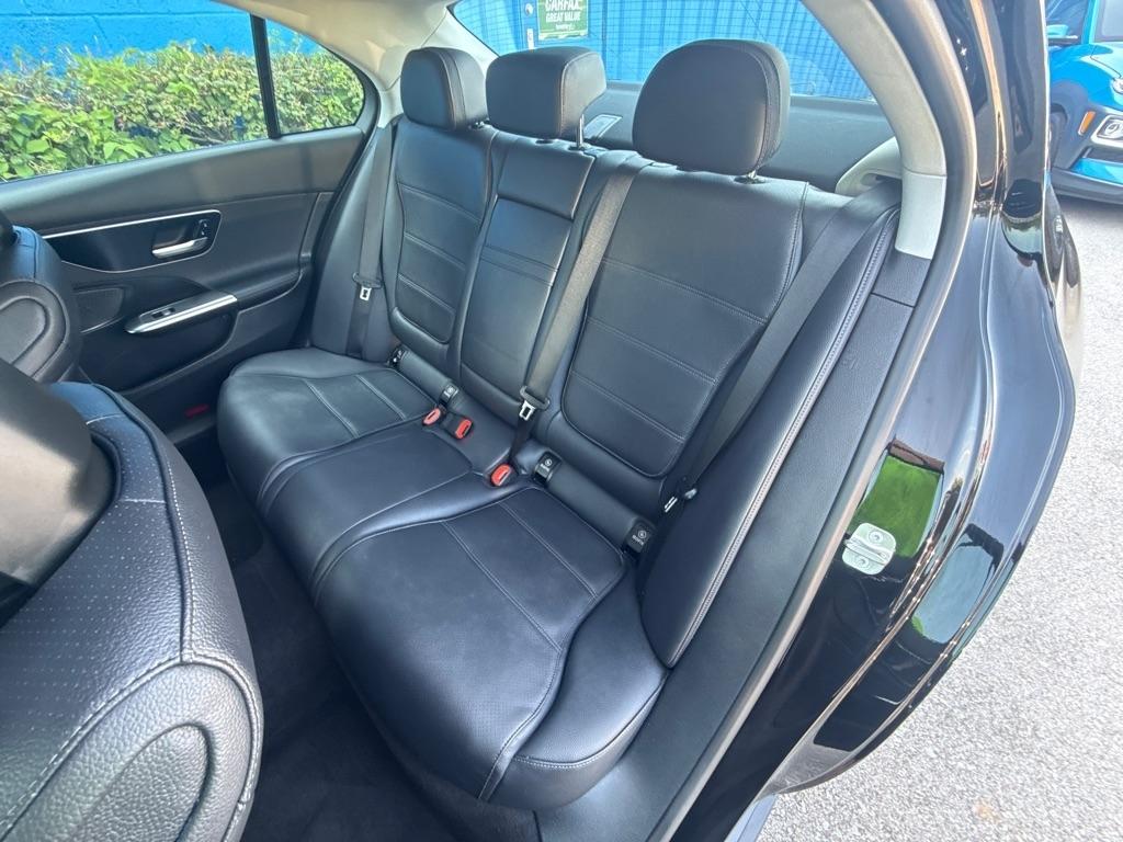 Mercedes-Benz C-Class  2025