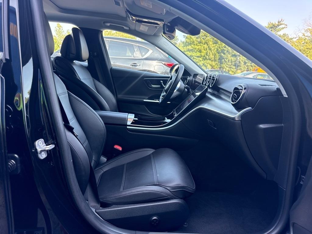 Mercedes-Benz C-Class  2025