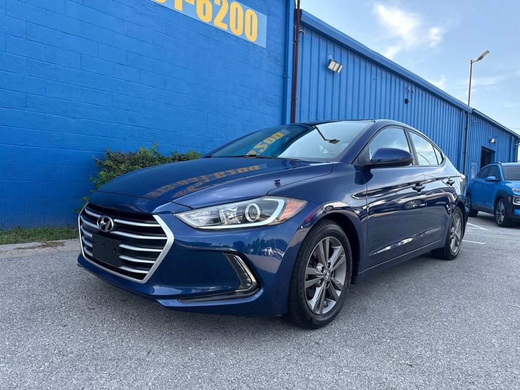 Hyundai Elantra  2017