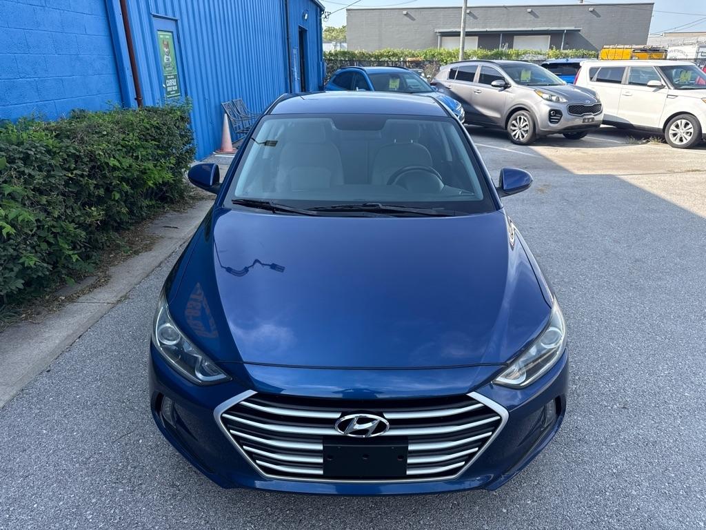 Hyundai Elantra  2017