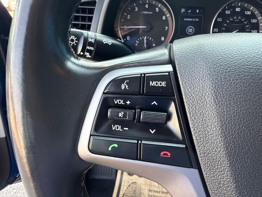 Hyundai Elantra  2017