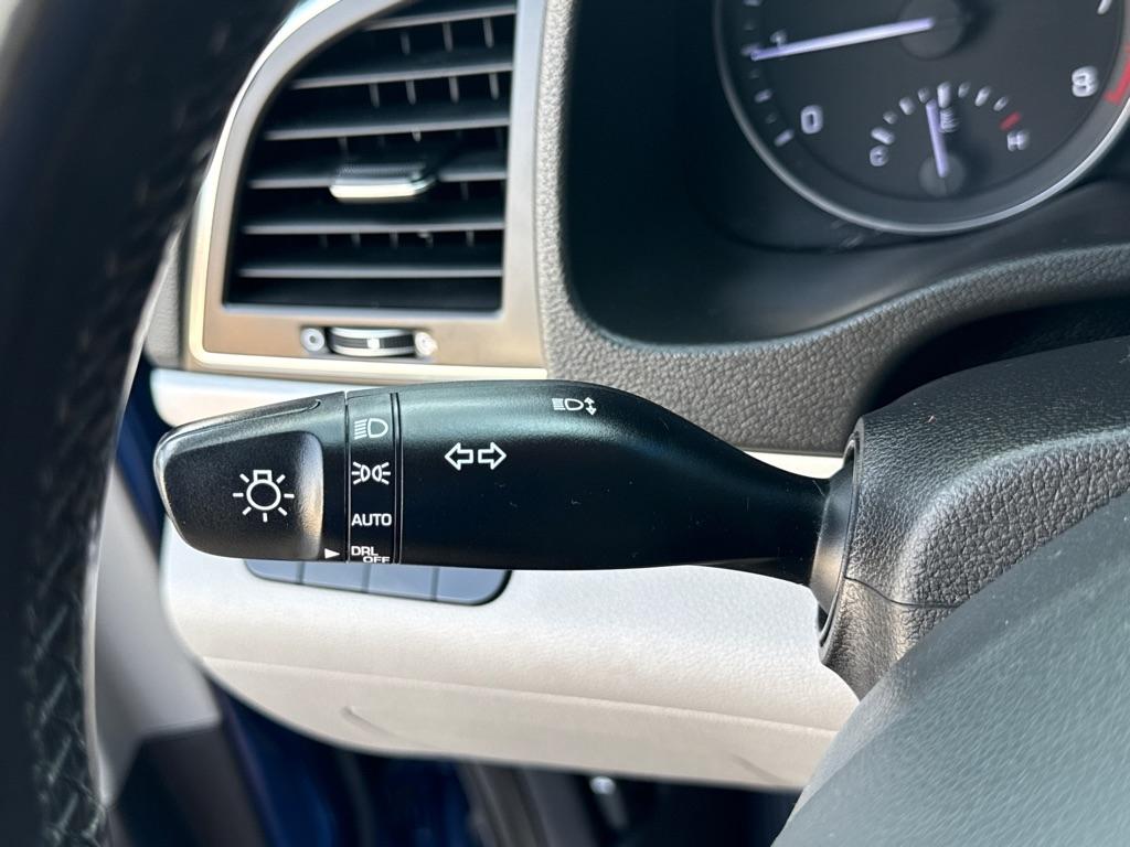 Hyundai Elantra  2017