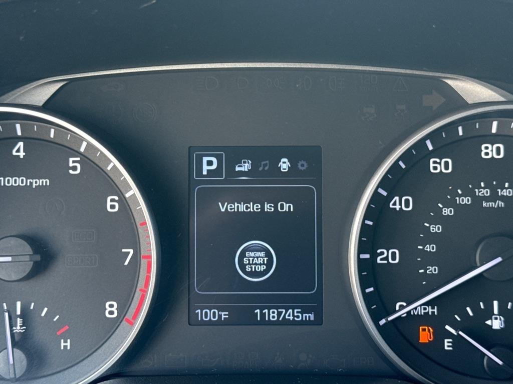 Hyundai Elantra  2017