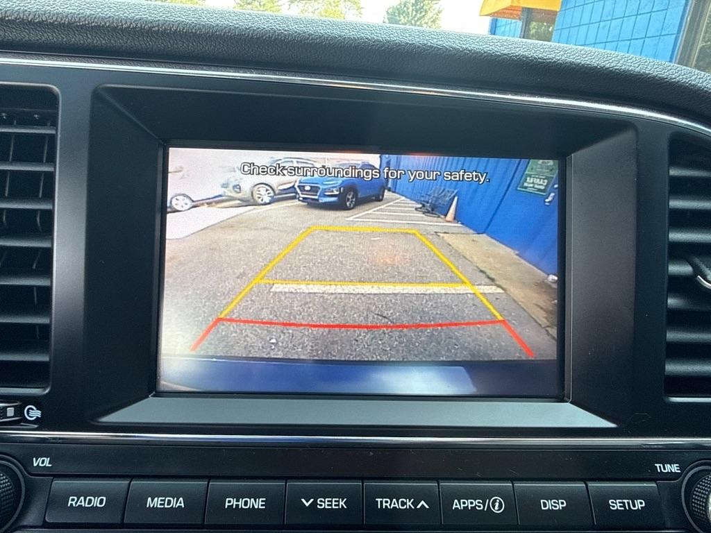 Hyundai Elantra  2017