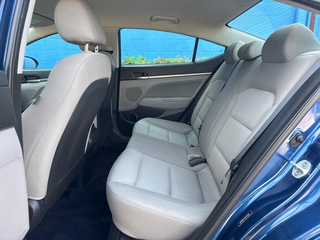 Hyundai Elantra  2017