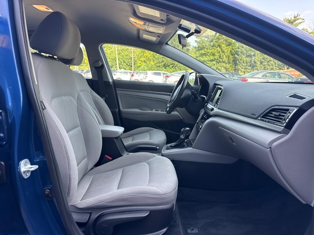 Hyundai Elantra  2017