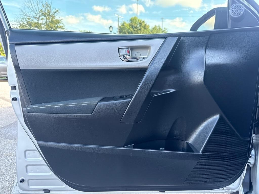 Toyota Corolla L 4D Sedan 2018